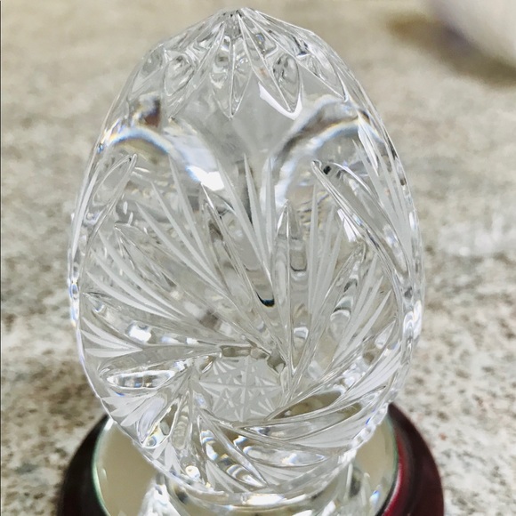 Mayflower glass pine cone - Picture 1 of 4